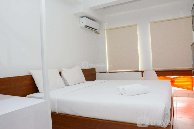 Bedroom, Comfy Studio Room Patraland Urbano Apt By Travelio, Bekasi