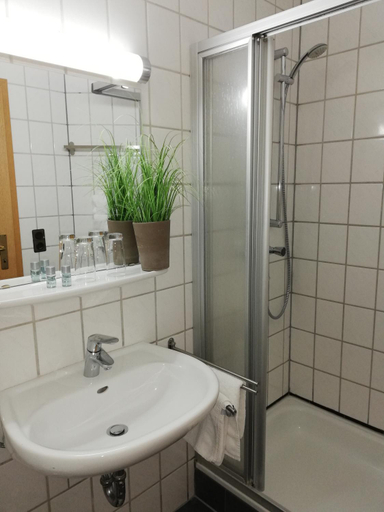Bathroom 4, Der Prinsenhof, Minden-Lübbecke