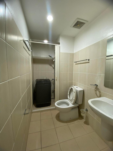 Bathroom 9