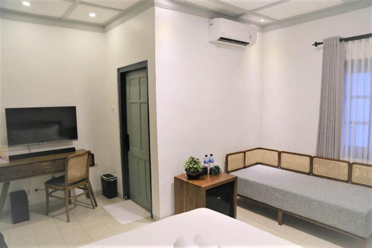 Bedroom 12