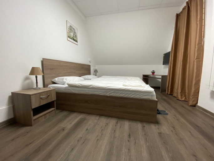 Bedroom 11