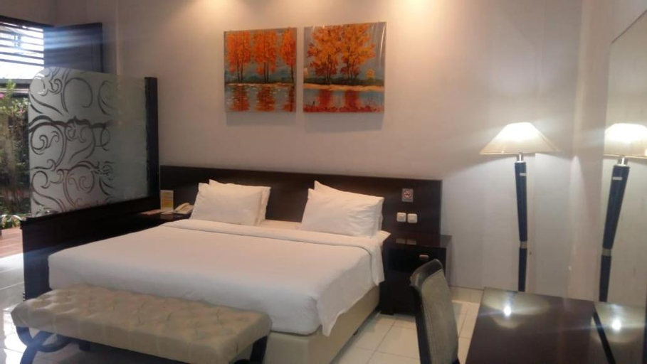 Bedroom 13