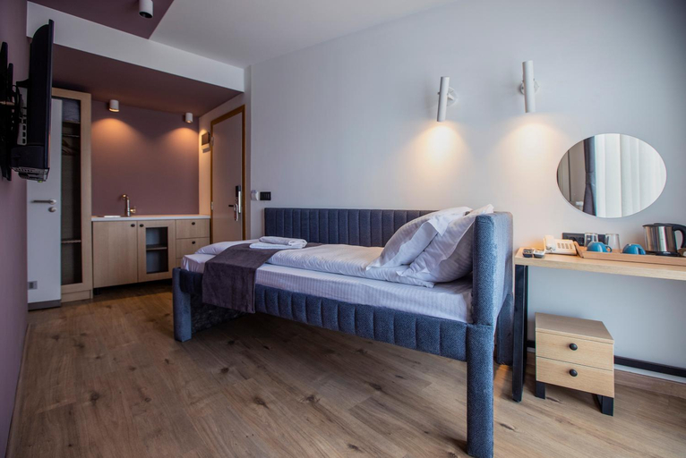 Bedroom 2, Hotel 4 Llulla, Priština