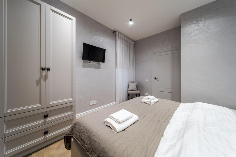 Bedroom 2, View on Rynok Square apartments, L'vivs'ka