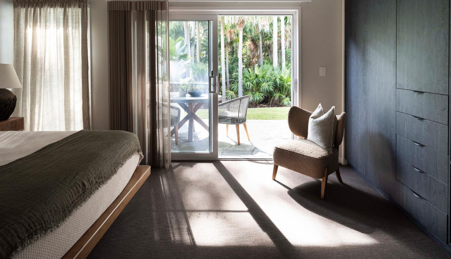 Bedroom 1, Tallowwood House Luxury Bed & Breakfast, Port Macquarie-Hastings - Pt A