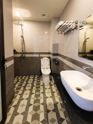 Bathroom 5, TAM COC HARBOR VIEW HOTEL, Hoa Lư