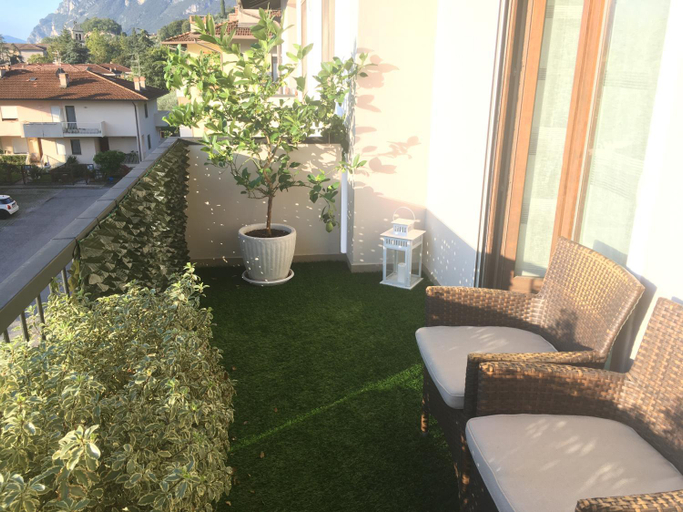 Exterior view, B&B Alessandro Private Room & Bathroom in shared apartment, Trento