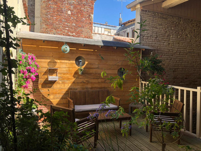 Others 3, le patio de l'oustal, Gers