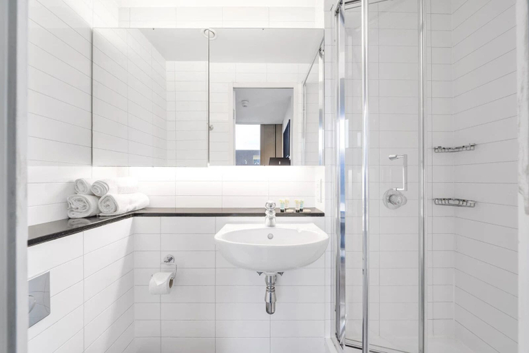 Bathroom 4, Chapter Kings Cross - Campus Accommodation, London