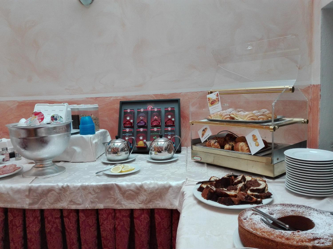Food & Drinks 4, Hotel Ideale, Savona