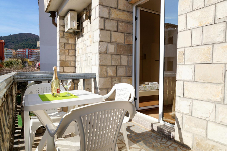 Others 2, Guest House Heart of Budva