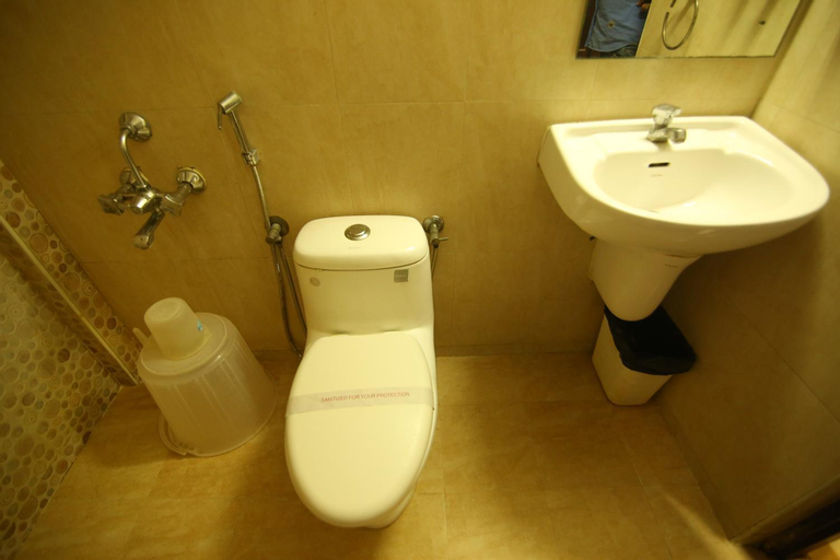 Bathroom 9