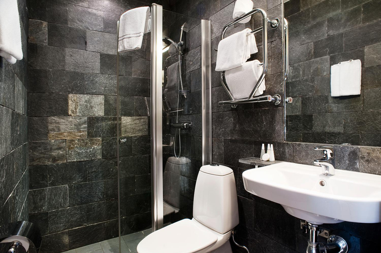 Bathroom 4, Hotel Hellsten, Stockholm