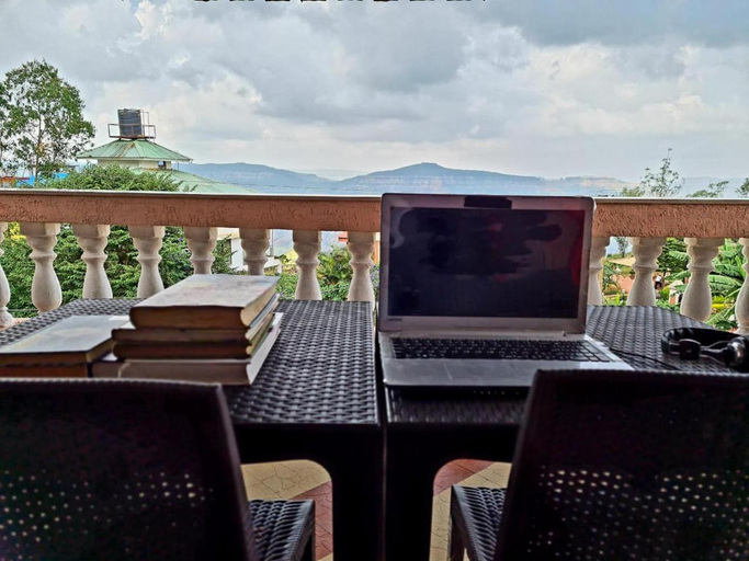 Food & Drinks 5, Fogg Villa - Valley View / Swimming pool / AC, Satara