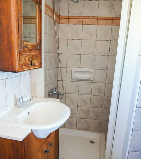 Bathroom, Skarinou Panorama Room, Larnaca
