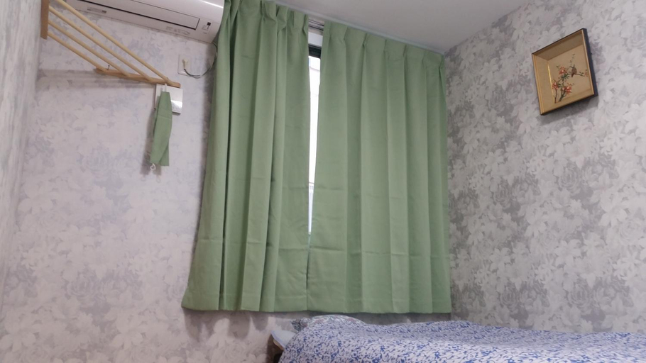 Bedroom 16