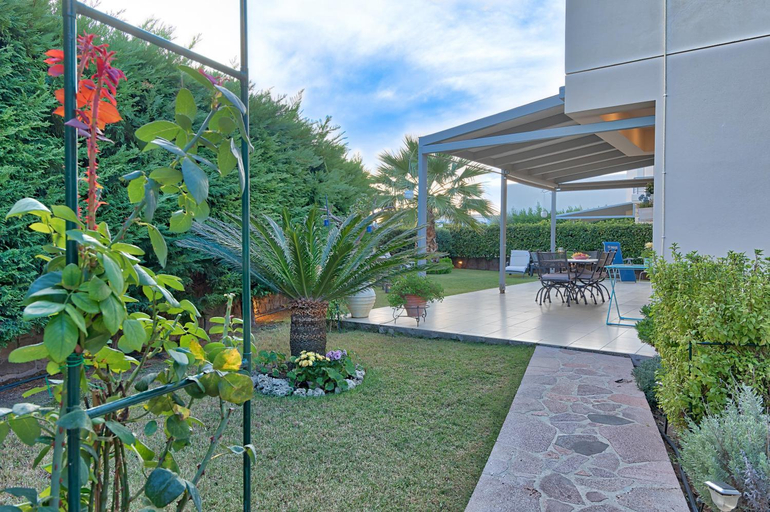 3, Elegant new maisonette near the sea, Attica