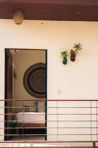 Others 5, Nuiya Hoteles Centro, Compostela