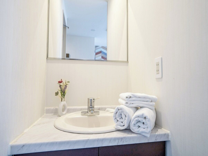 Bathroom 5, Hotel New Gaea Ube, Ube