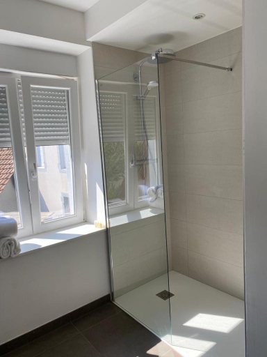 Bathroom 10