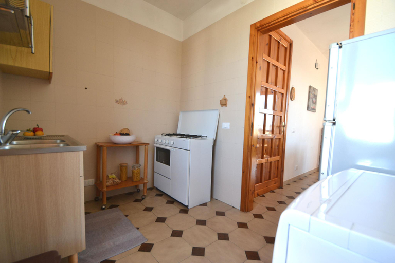Others 5, Air-conditioned Yoko holiday home for 5 guests, Lecce