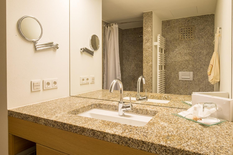 Bathroom 5, Haus St. Joseph, Tirschenreuth