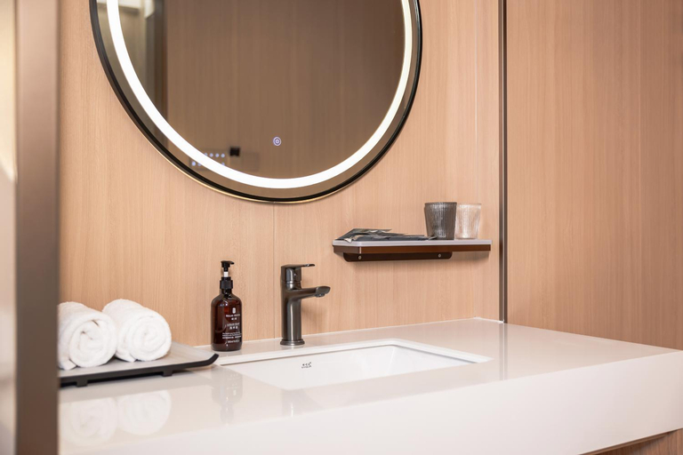 Bathroom 4
