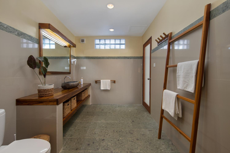 Bathroom 4, Palm Merah Villas - Private pool, Lombok