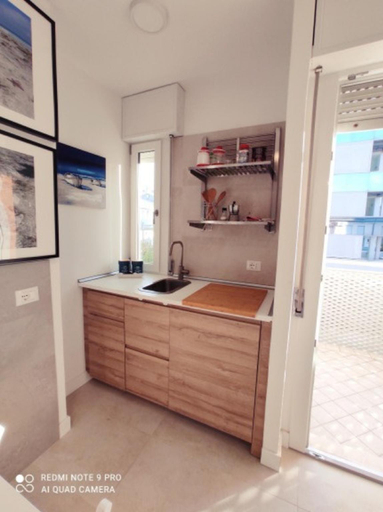 Others 4, Lovely 2 Bedroom flat 100m from the beach - With Private Beach Place by Beahost, Venezia