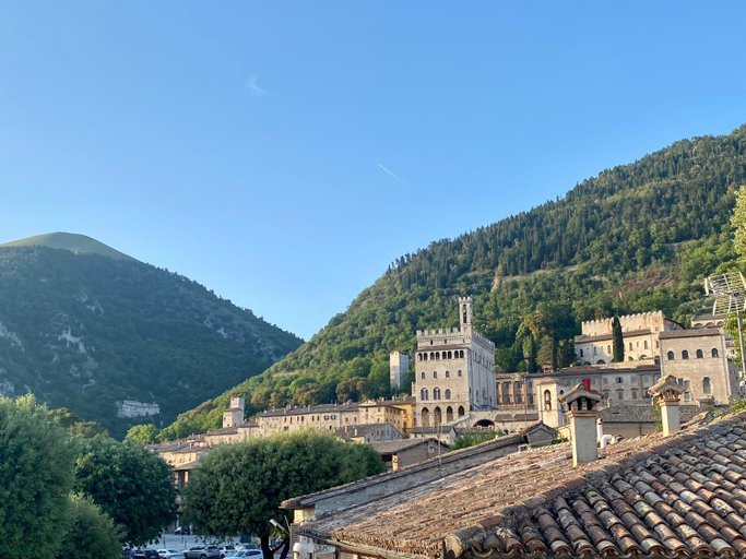 Others 4, Hotel San Francesco e il lupo, Perugia