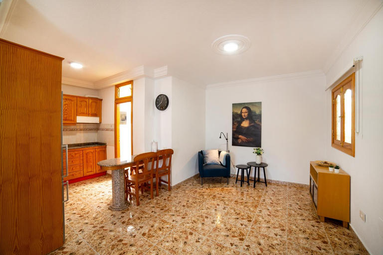 5, JUST To SLEEP 2 BEDROOMS APARTMENTS, Las Palmas