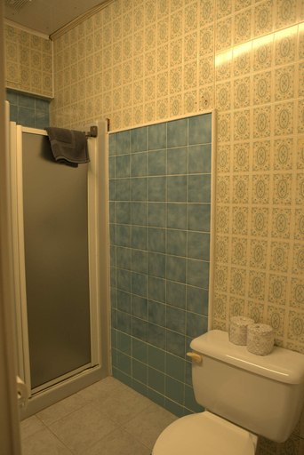 Bathroom 3, Hotel Le Cavalier - M11, Communauté-Urbaine-de-Québec