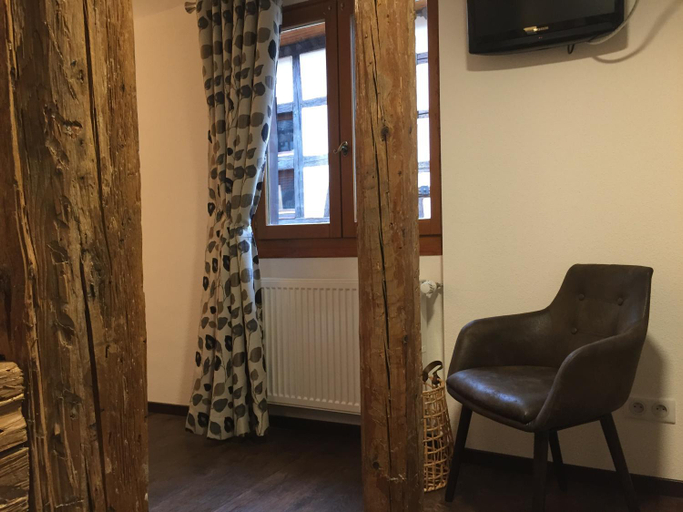 Others 5, Auberge du Rempart, Haut-Rhin