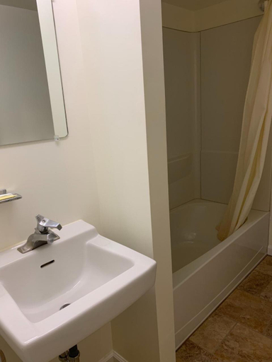 Bathroom, Express Inn, Ocean