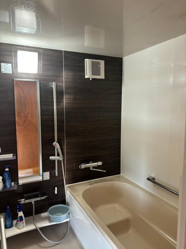 Bathroom, 千代丸コンテナハウス CHIYOMARU Container House, Uwajima