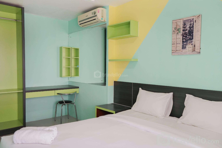 Bedroom 2, Elegant 1BR Green Central City Apt By Travelio, West Jakarta