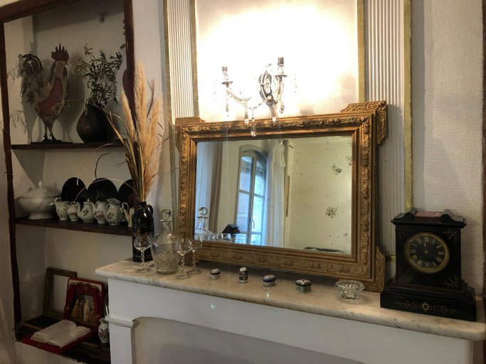 Others 5, Maison Heloise, Vaucluse