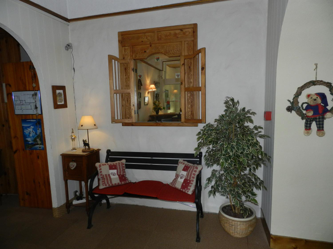 Public Area 2, Hotel Du Mont Blanc, Haute-Savoie