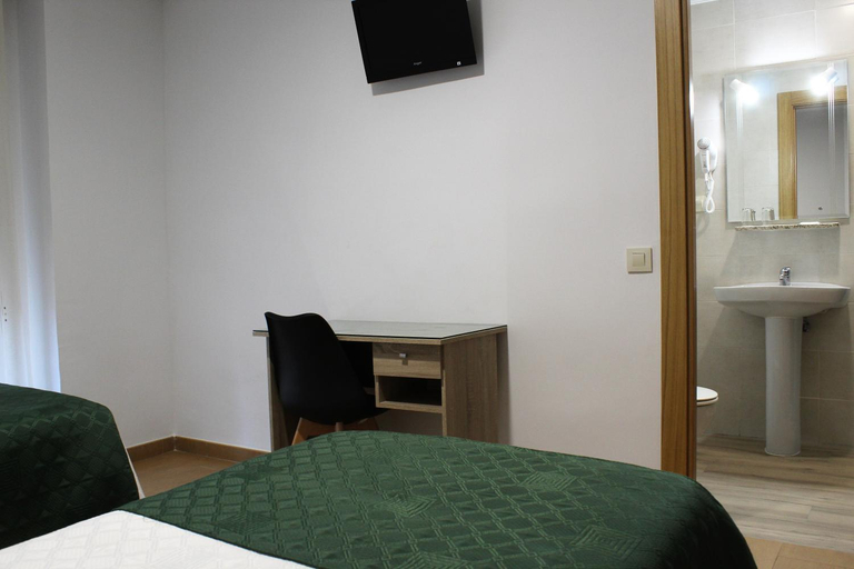 Others 3, Hostal Madrid, Toledo