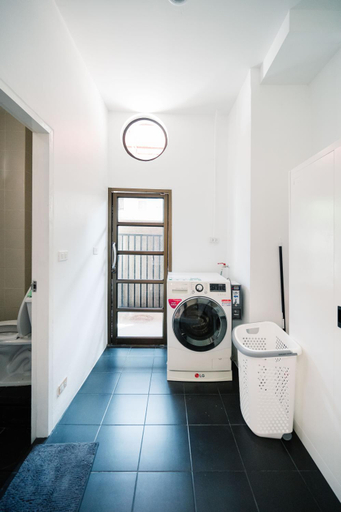 Bathroom 3, MiTT Haus(Lat Phrao Soi 5), Chatuchak