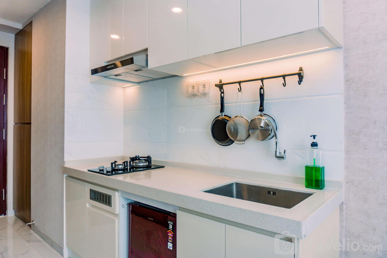 Others 5, Well Comfy Studio at Sky House BSD By Travelio, Tangerang Selatan