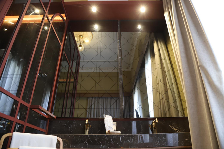 Food & Drinks 2, Hotel Lost Gemmayzeh, Beirut