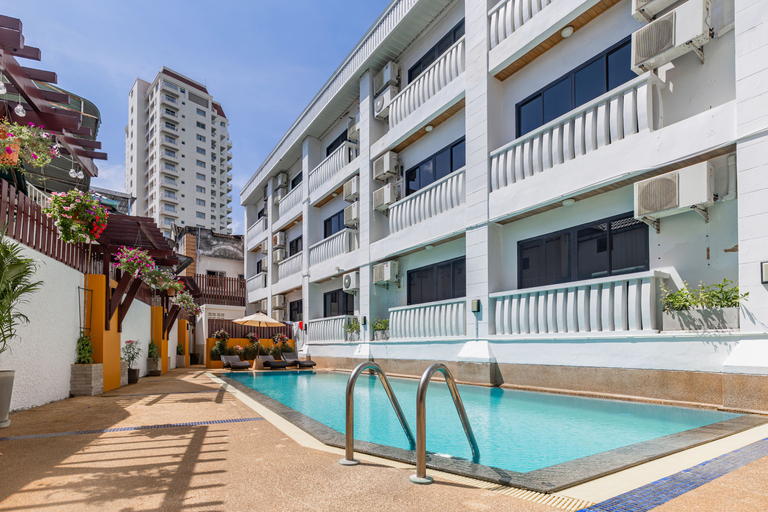 Exterior & Views 2, Ratana Karon Beach Hotel, Phuket Island