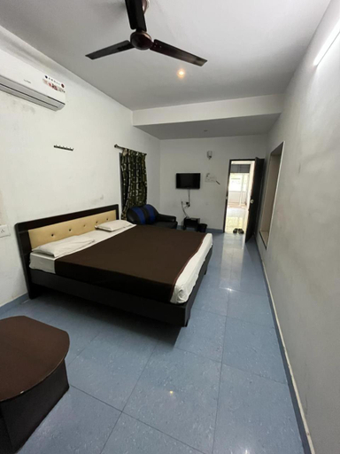 Bedroom 2, THE ALP HOTEL, Madurai