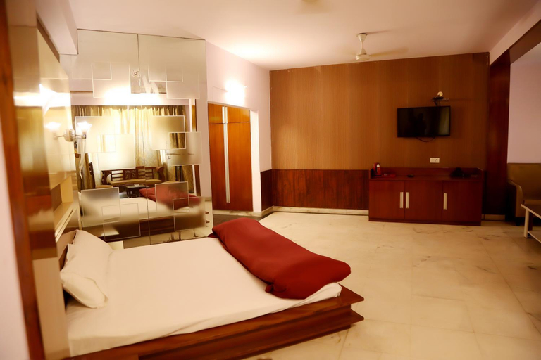 Bedroom 13