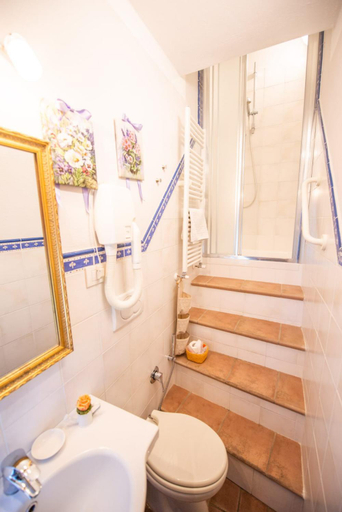 Bathroom 3, B&B Il sogno del musicista, Siena
