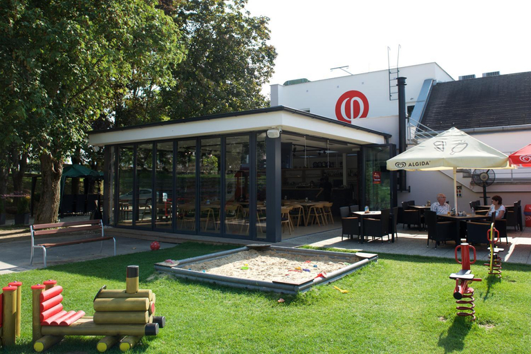 Food & Drinks 4, Penzion FORMULA, Trenčín