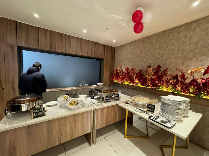 Food & Drinks 4, Hotel Tamarind Tree, Sahibzada Ajit Singh Nagar