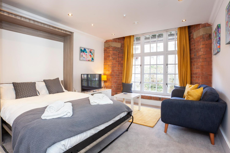 Bedroom 2, Cocoa Suites Luxury Apartments, York