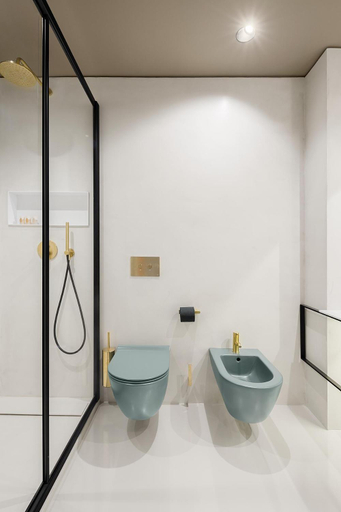 Bathroom 4